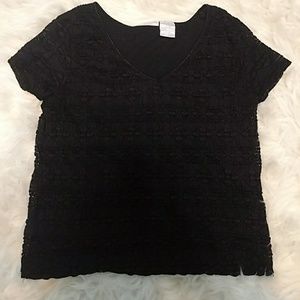 EUC WORTHINGTON CROCHET-LIKE TOP
